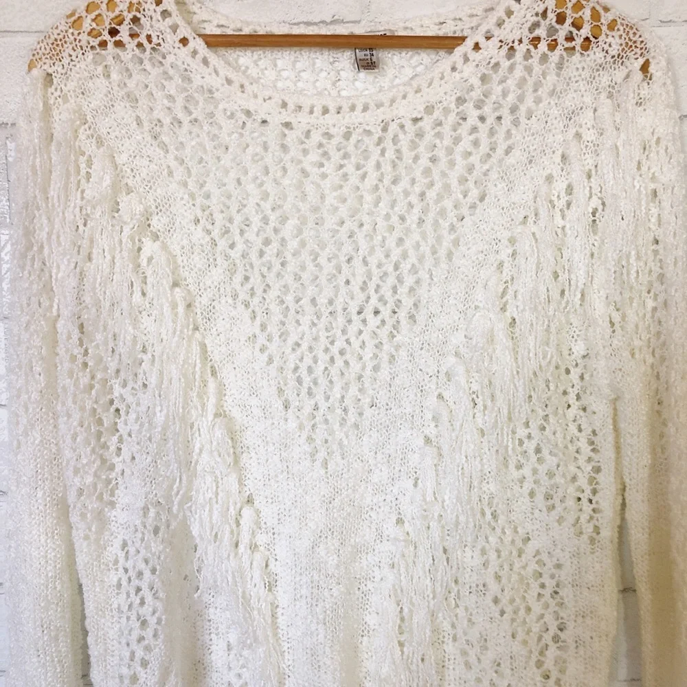 Amuse Society White Cream Boho Tassel Very Soft Open Weave Sweater Top